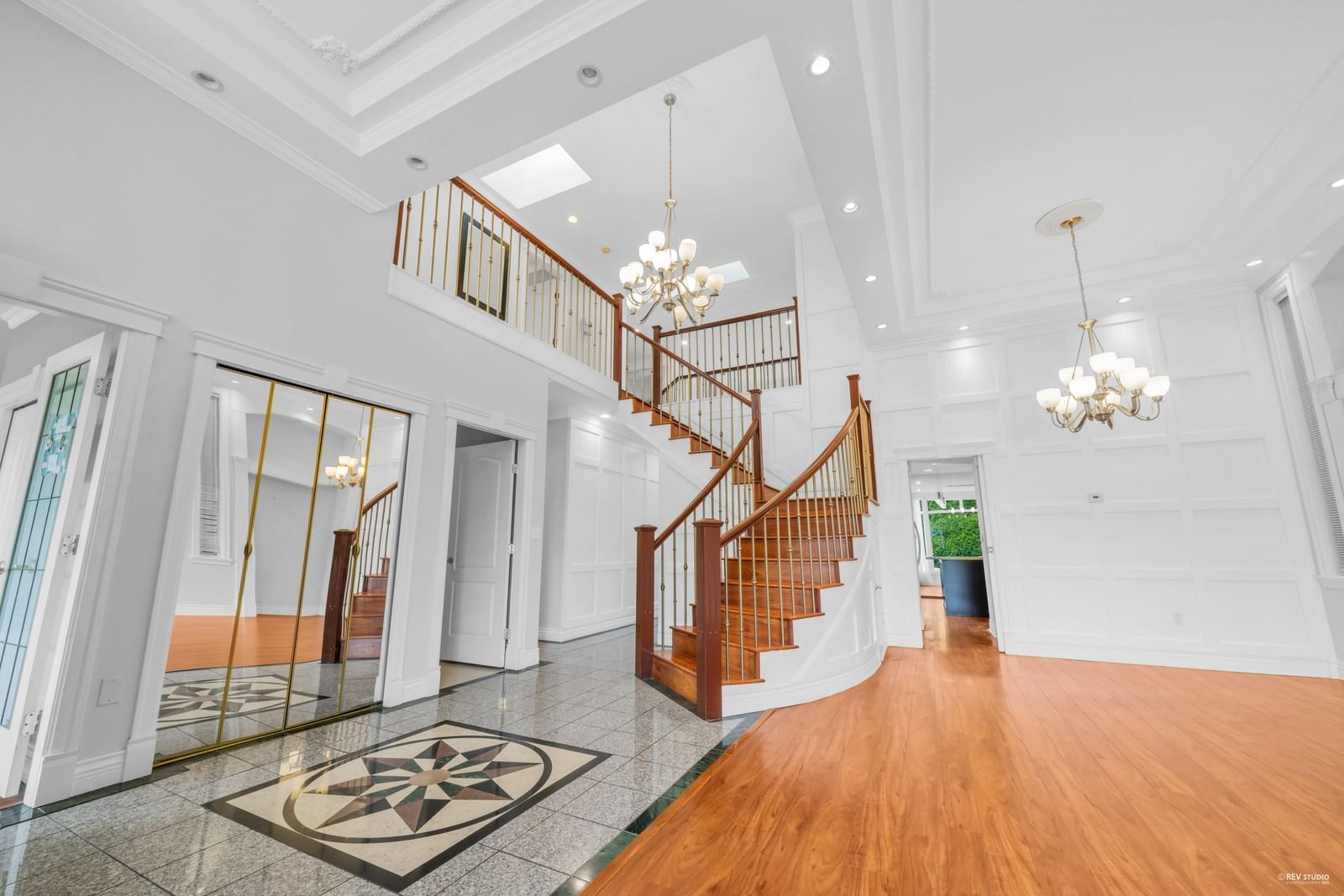 Listing Image 18