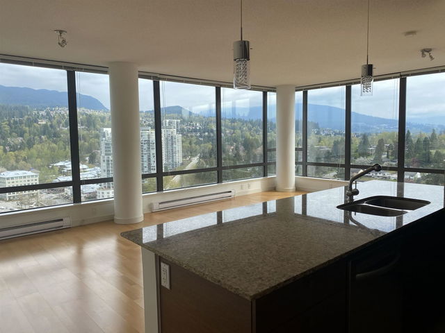 2008 - 400 Capilano Road