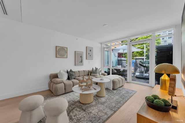 204 - 1331 Marine Drive