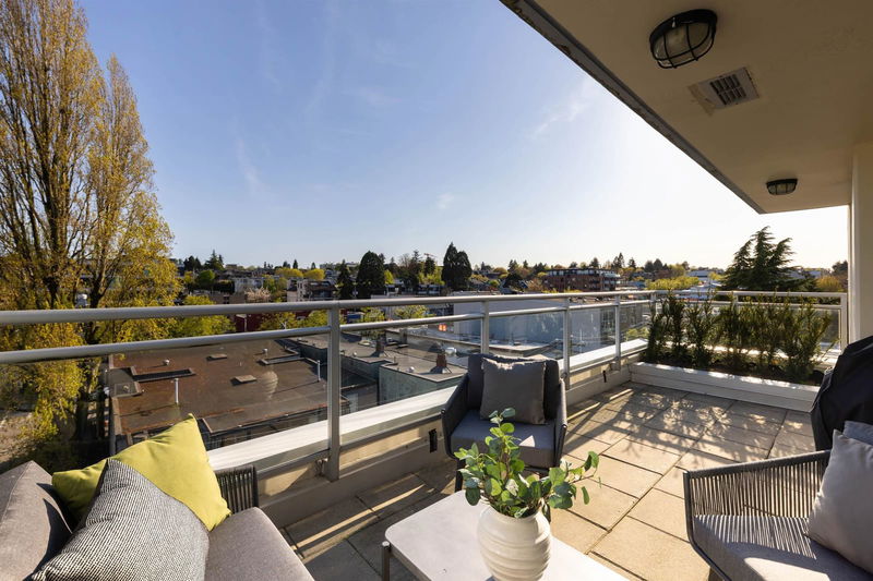 1808 3rd Avenue W #705, Vancouver, British Columbia