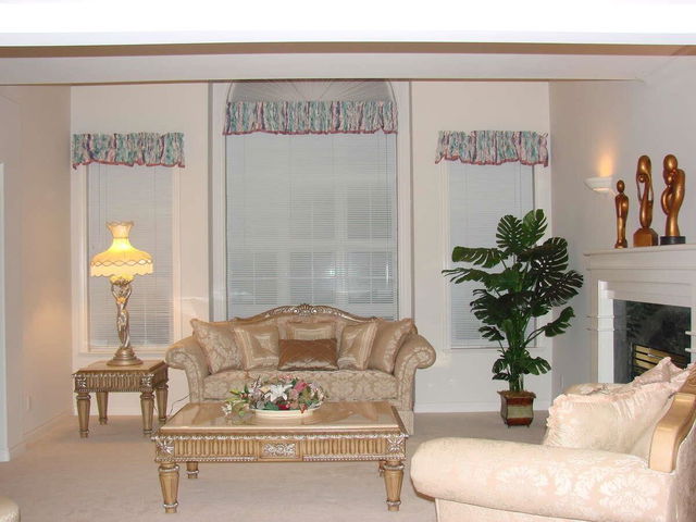 5511 Cantrell Road