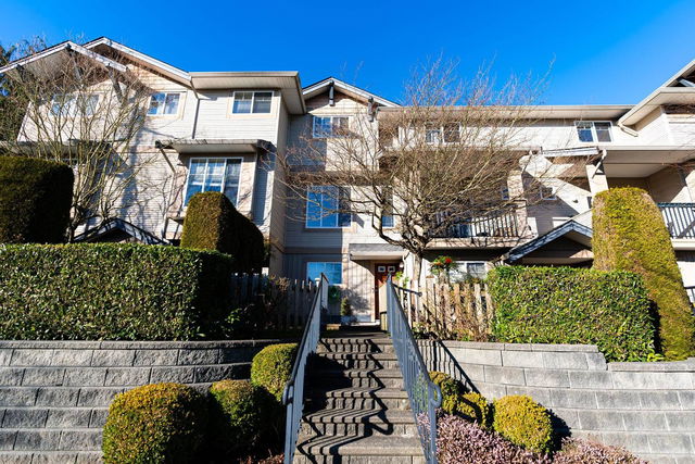 4 5839 Panorama Drive