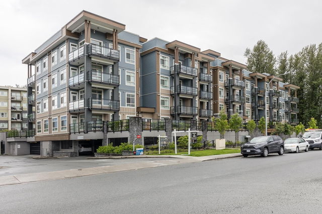 414 - 45562 Airport Road