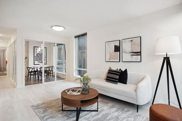 603 - 233 Robson Street