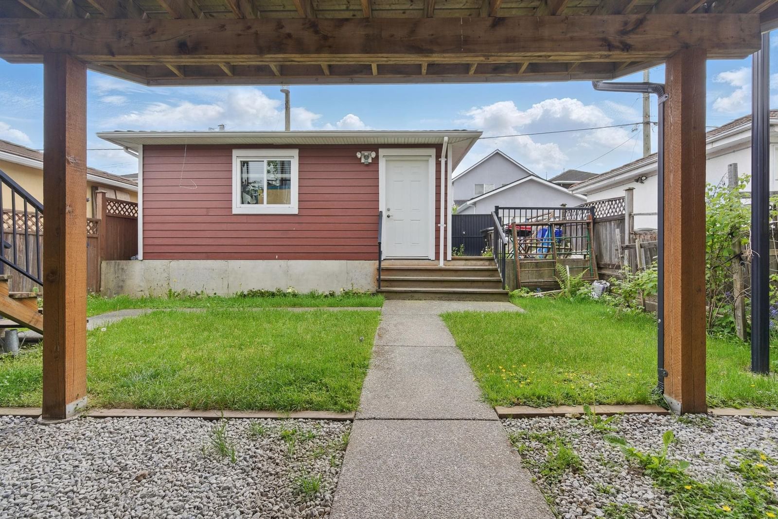 Listing Image 18