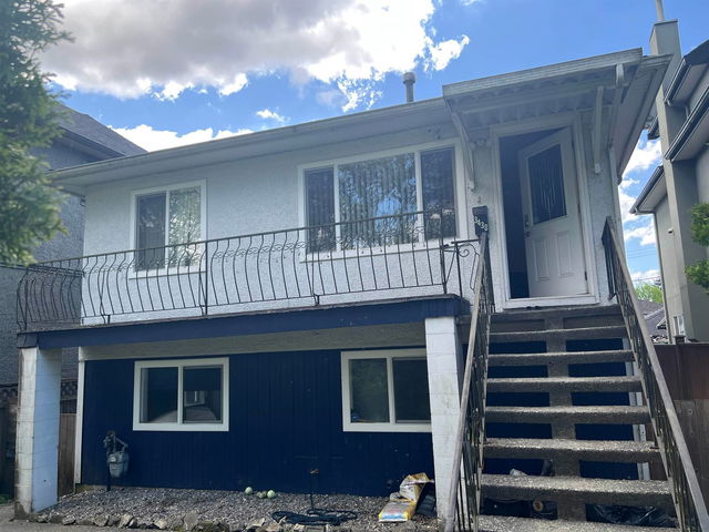 3438 Napier Street
