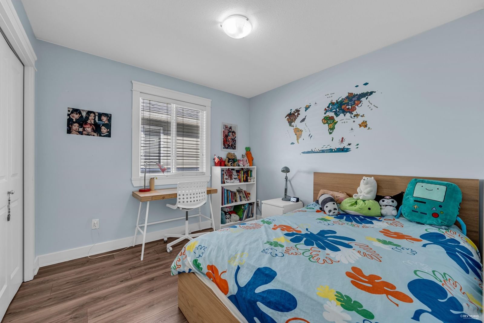 Listing Image 16