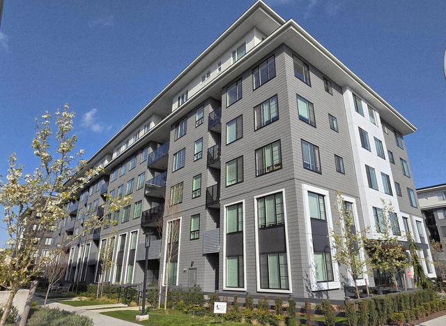 222 - 15825 85 Avenue