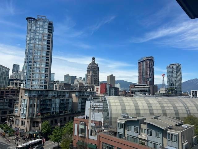 1106 - 58 Keefer Place