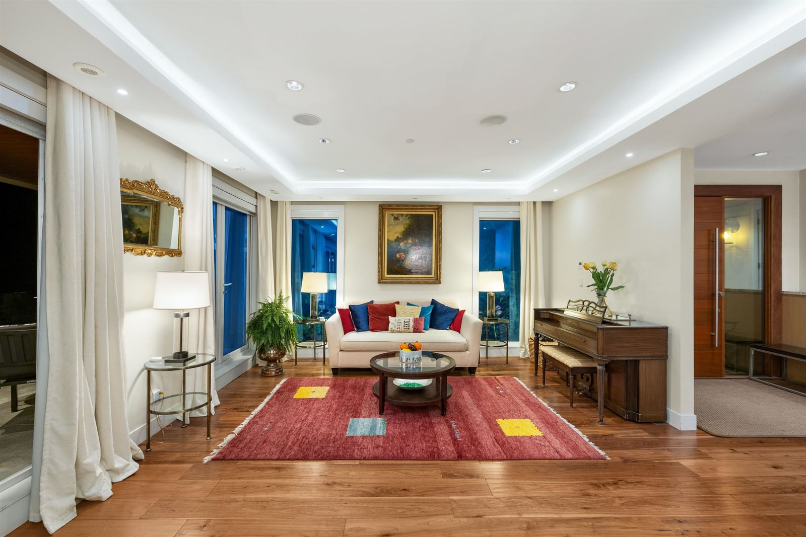 Listing Image 12