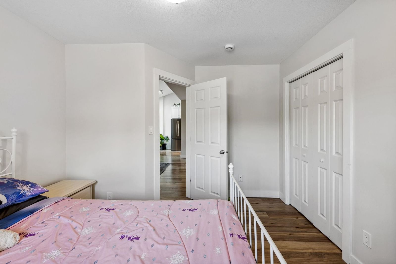 Listing Image 24
