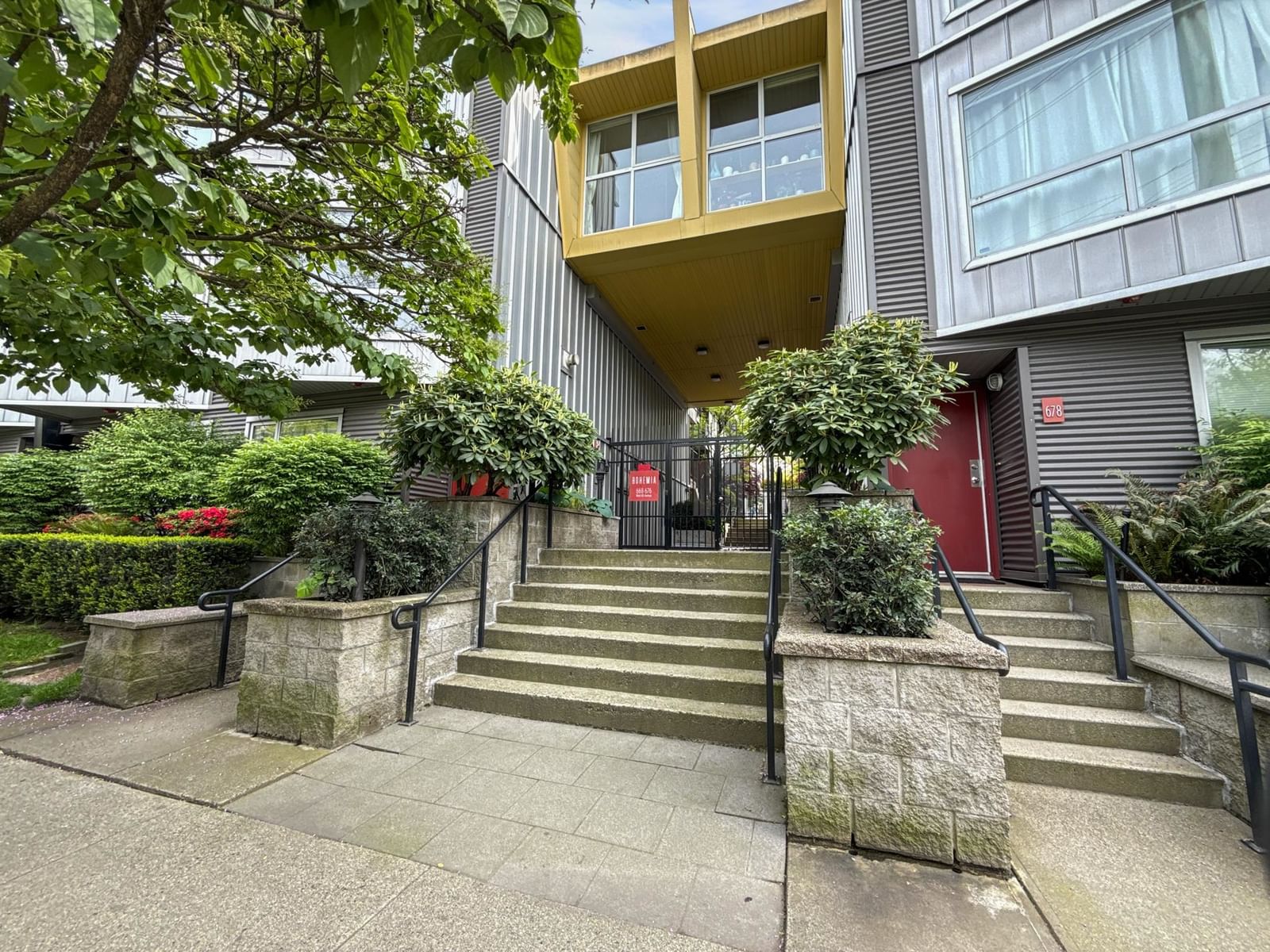 Listing Image 25