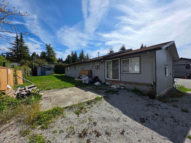 10381 Main Street
