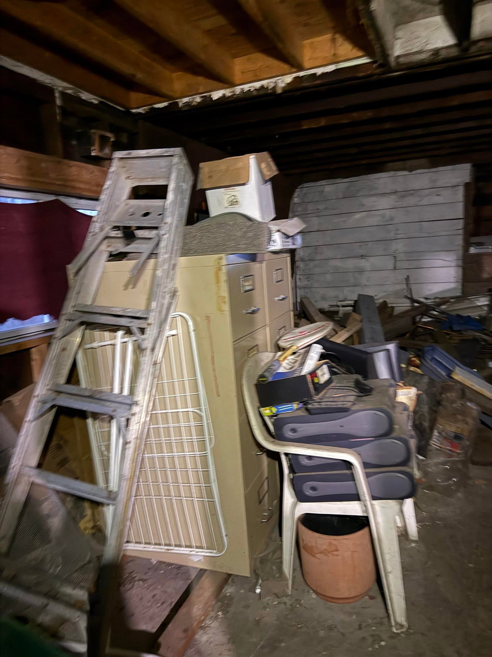 Listing Image 5