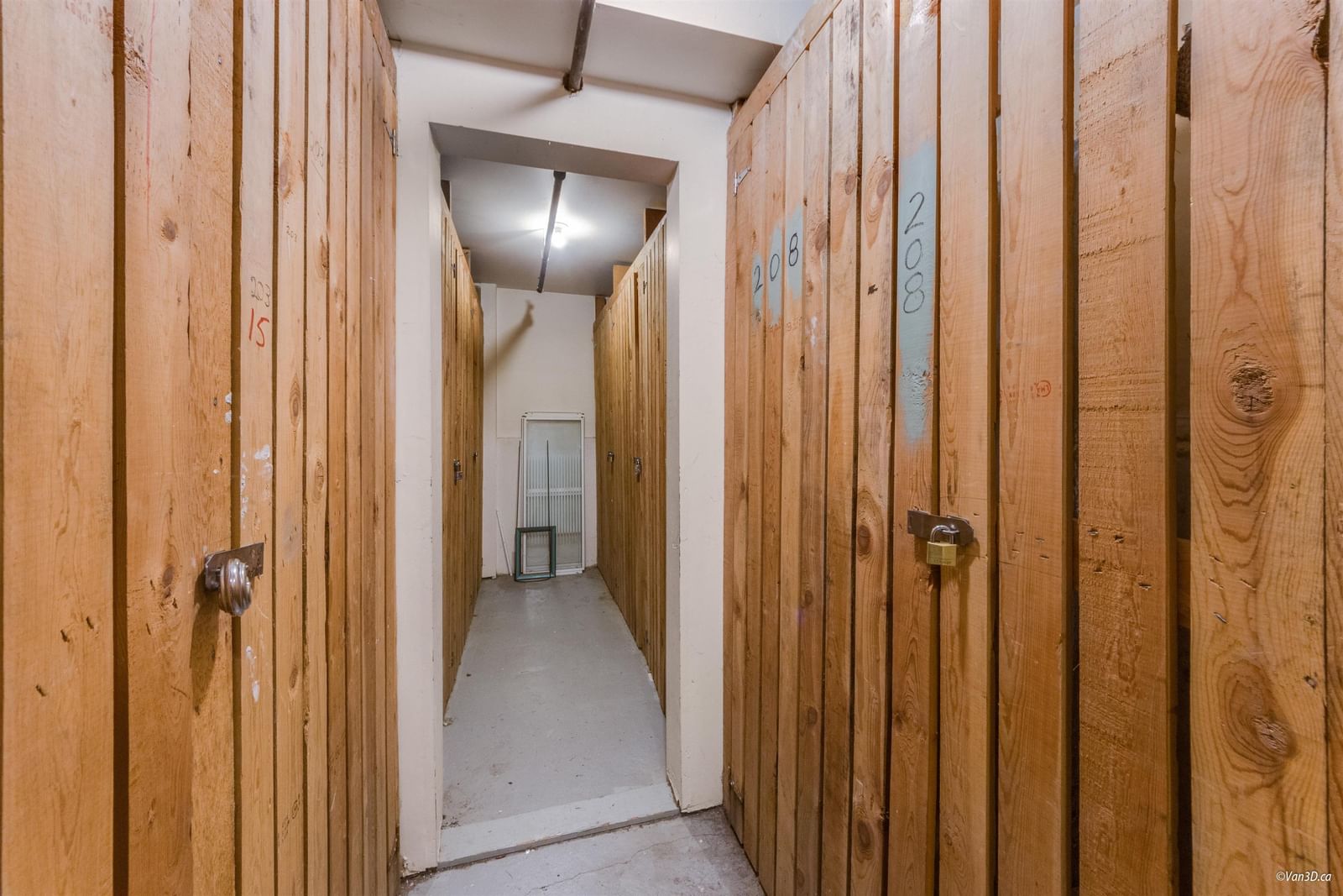 Listing Image 17