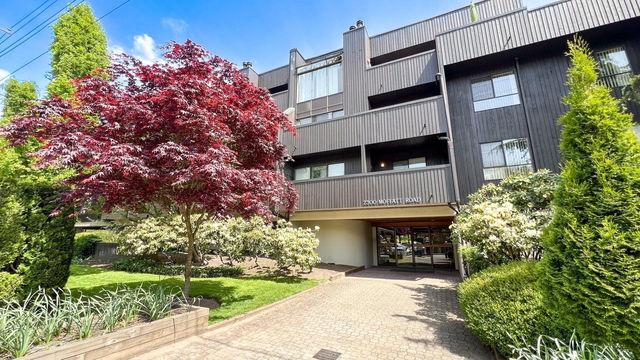203 - 7300 Moffatt Road