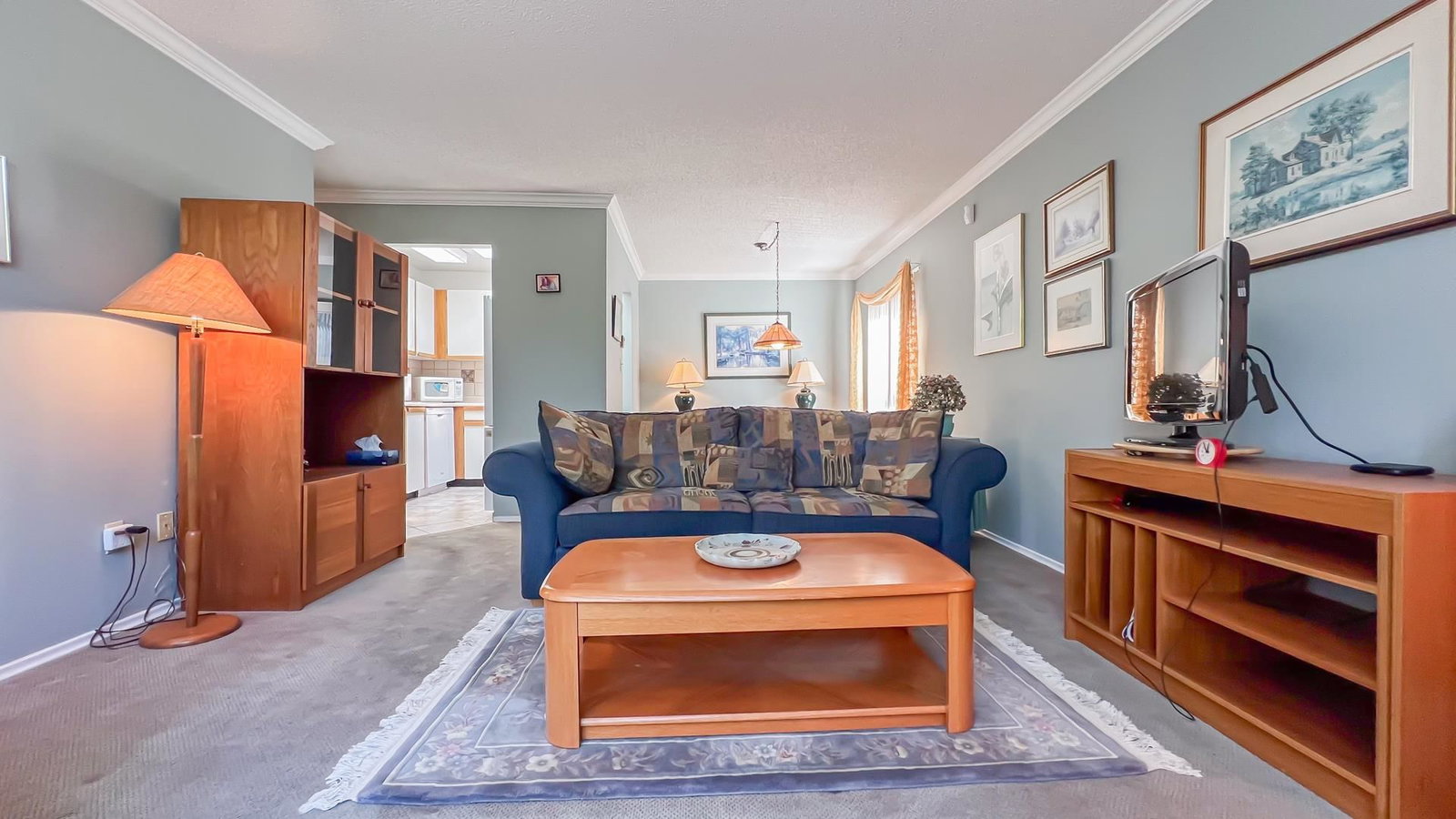 Listing Image 5