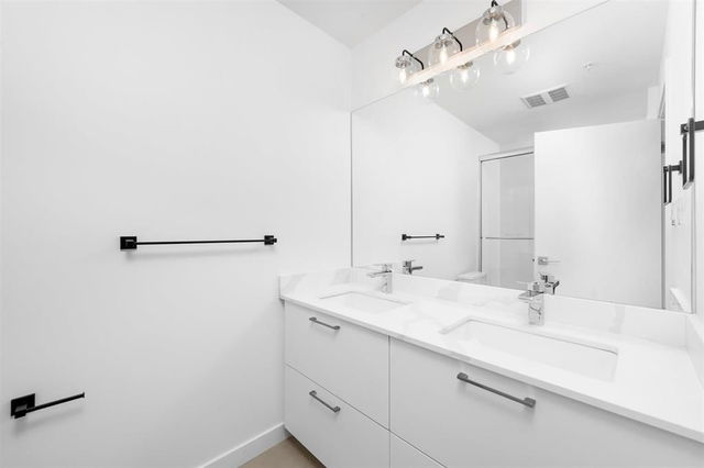 401 - 2331 Kelly Avenue
