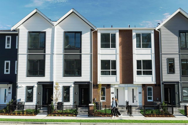 16 - 2886 Montrose Avenue