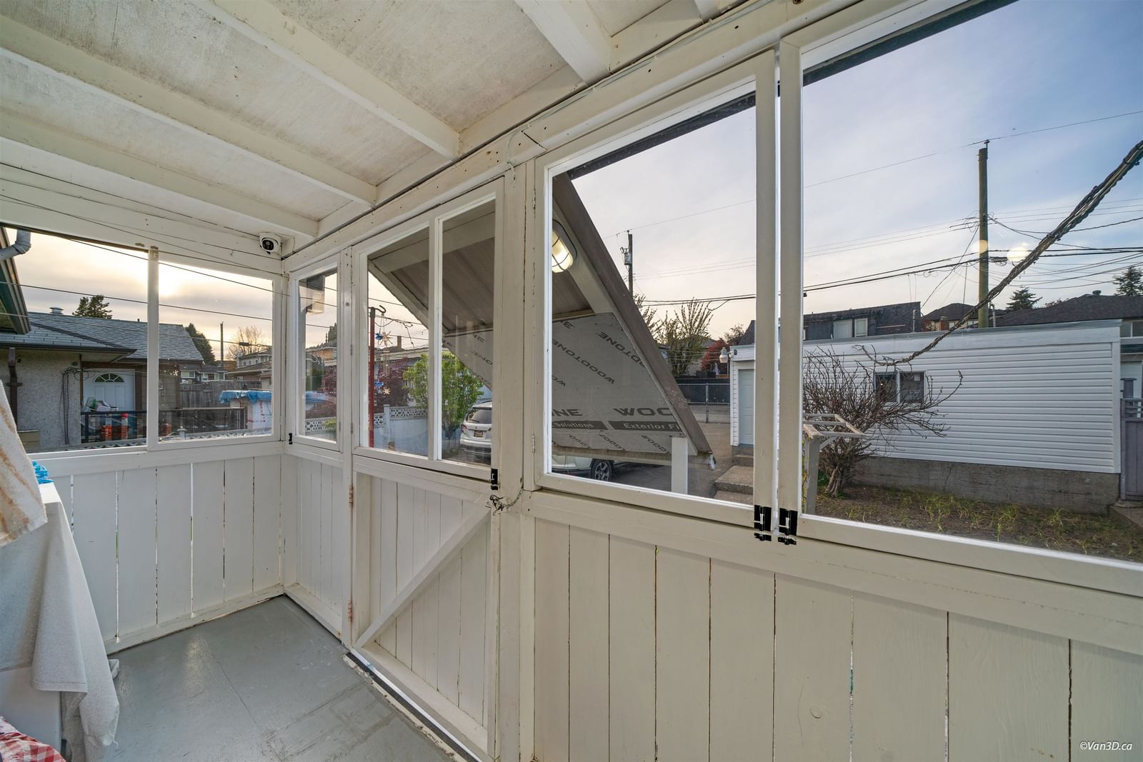 Listing Image 16