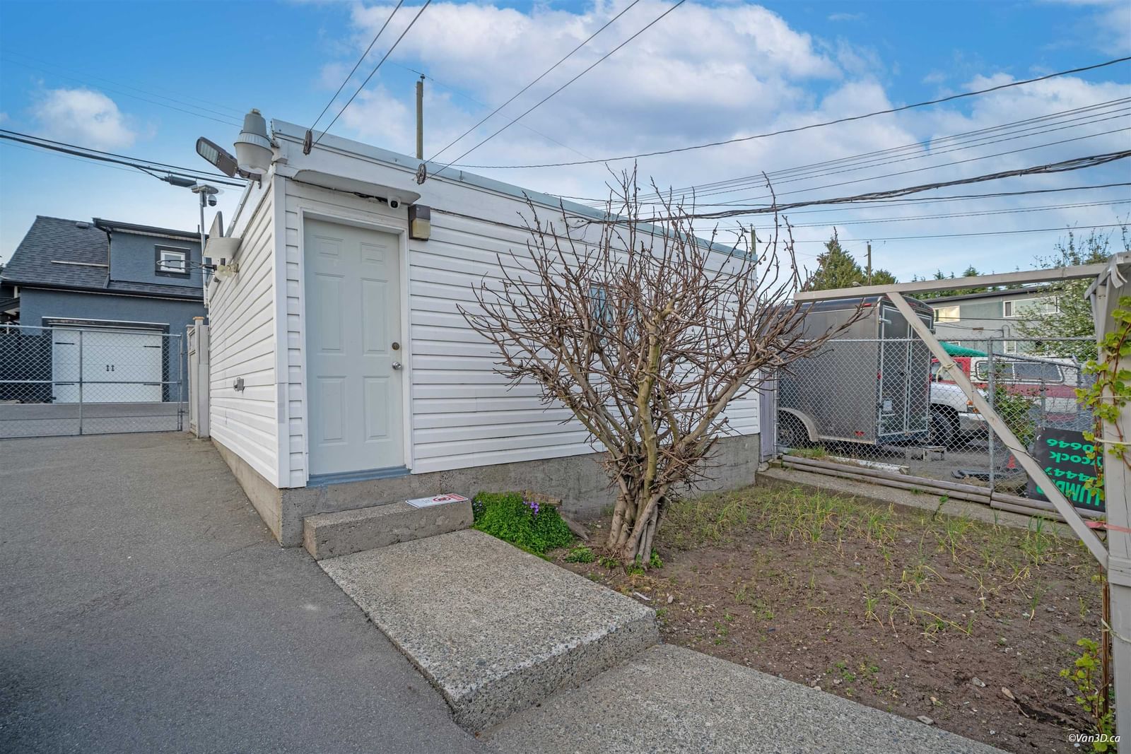 Listing Image 32