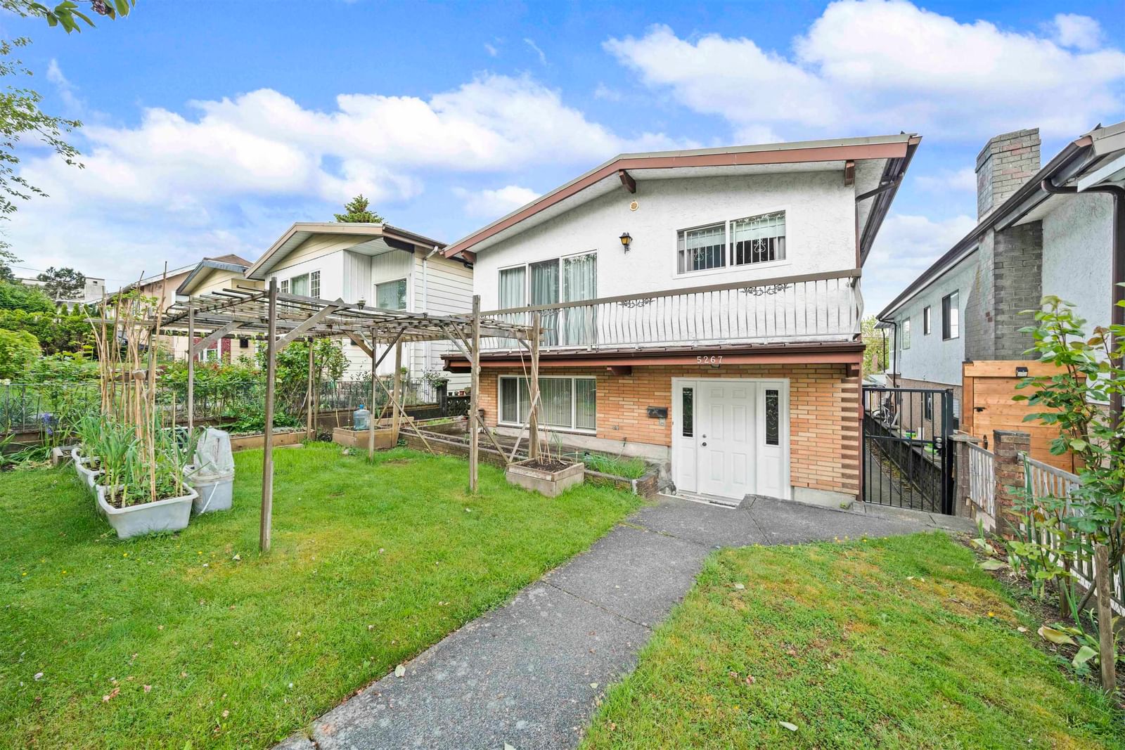 Listing Image 6