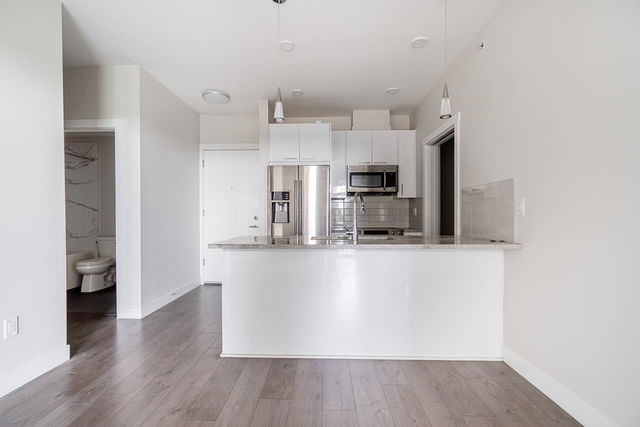507 - 20696 Eastleigh Crescent