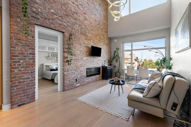 408 - 260 Salter Street