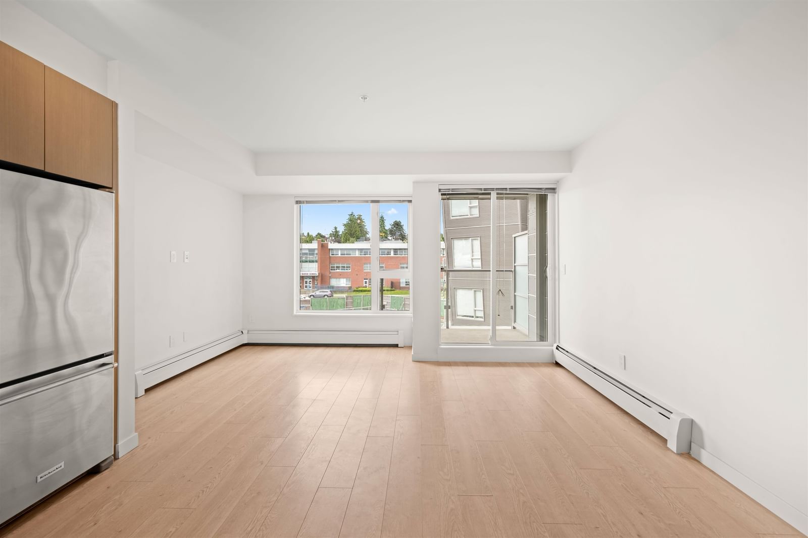 Listing Image 14