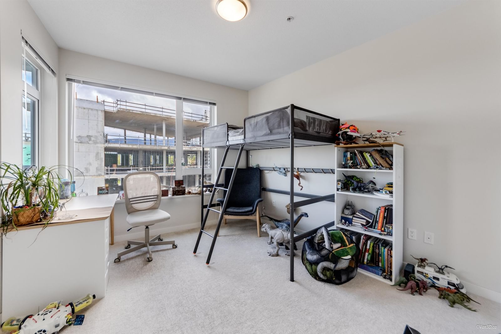 Listing Image 18