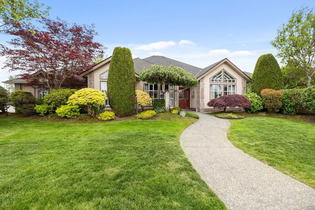 5318 Commodore Drive
