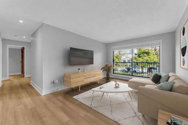 214 - 251 4th Street
