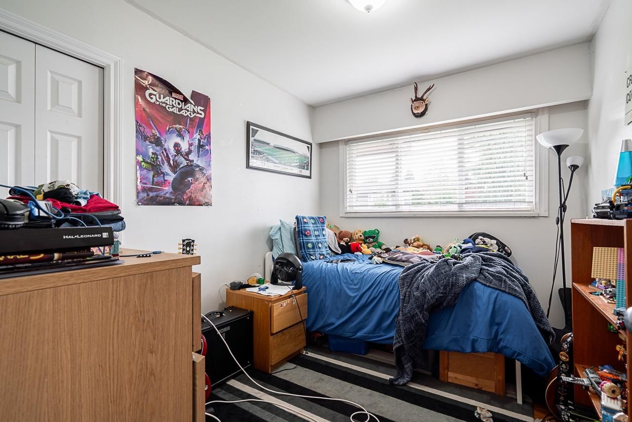 Listing Image 17
