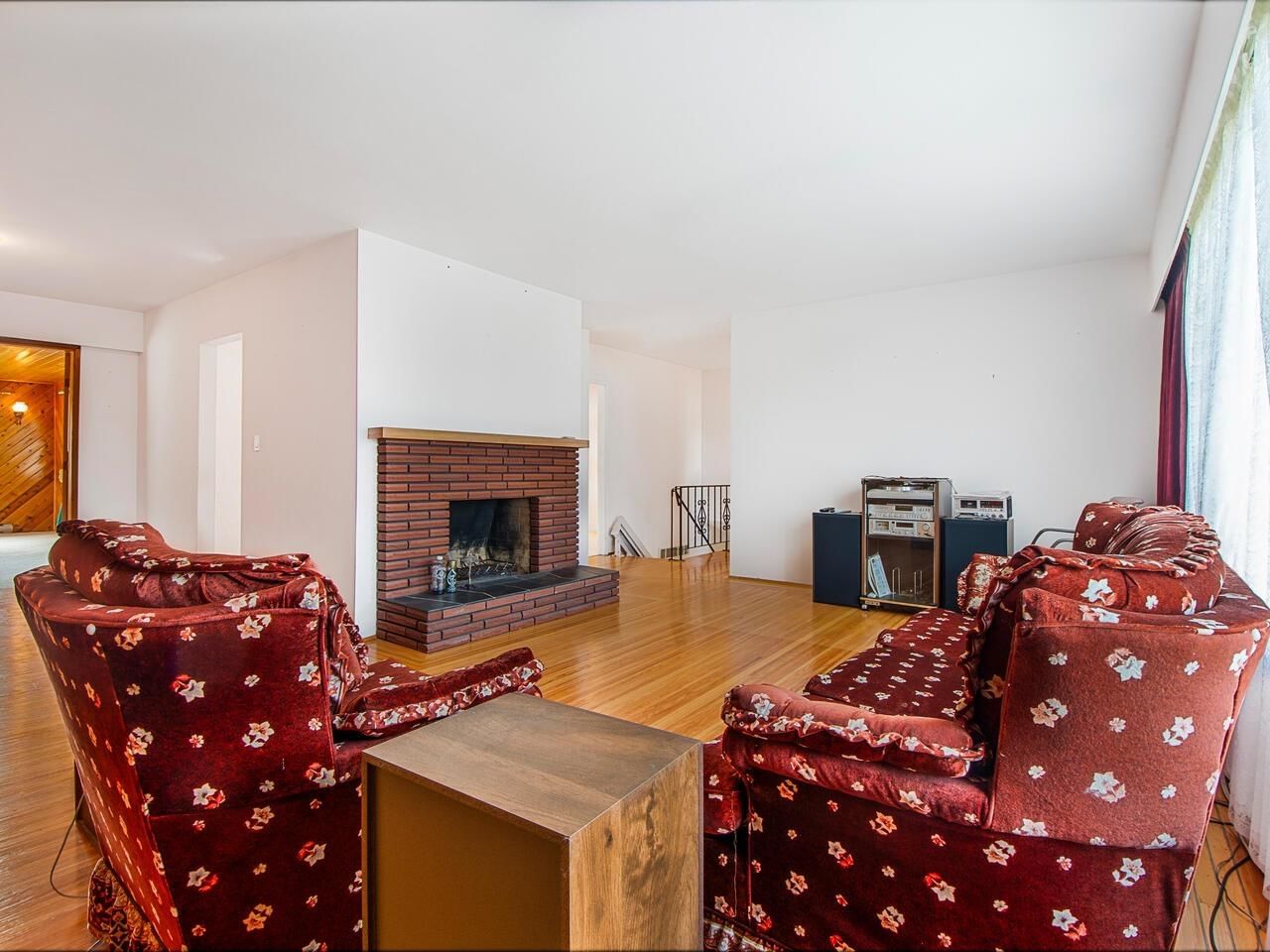 Listing Image 13