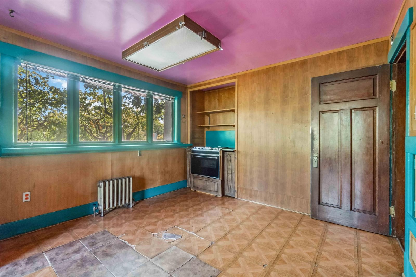 Listing Image 18