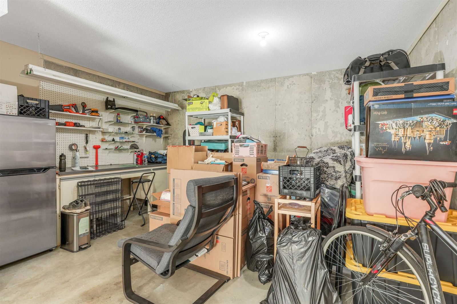 Listing Image 19
