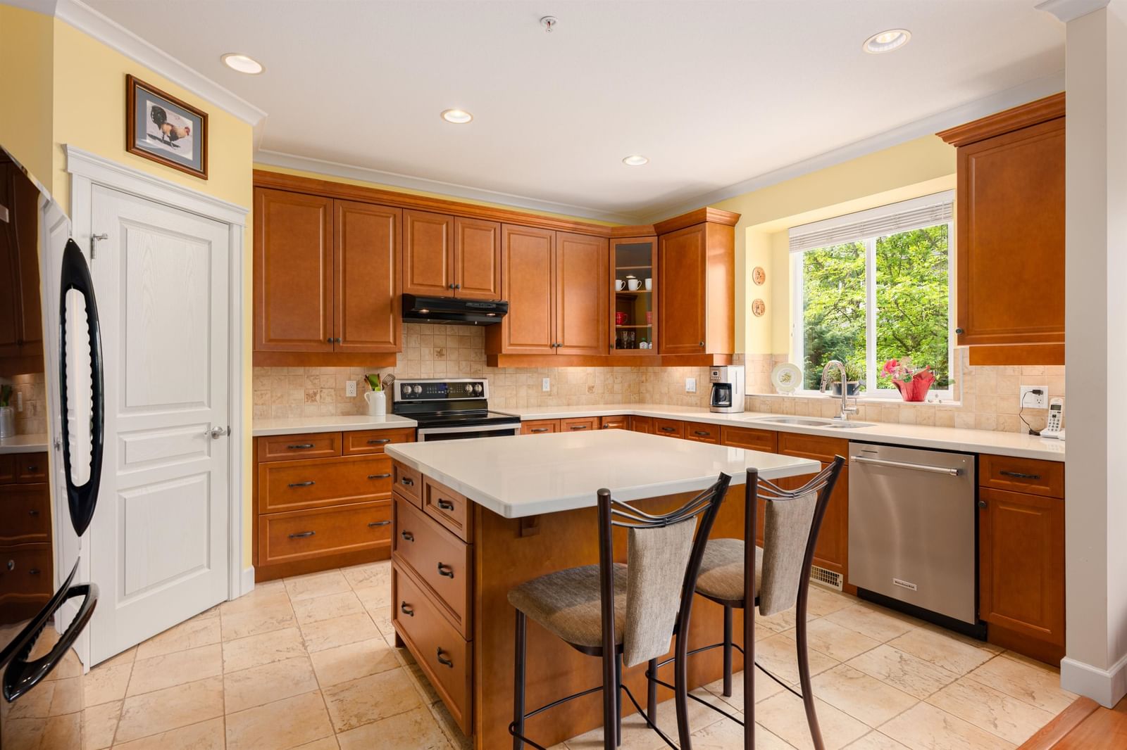 Listing Image 9
