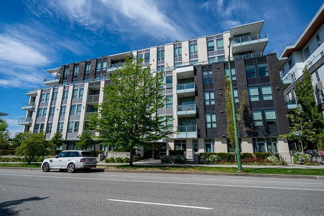 201 - 6733 Cambie Street
