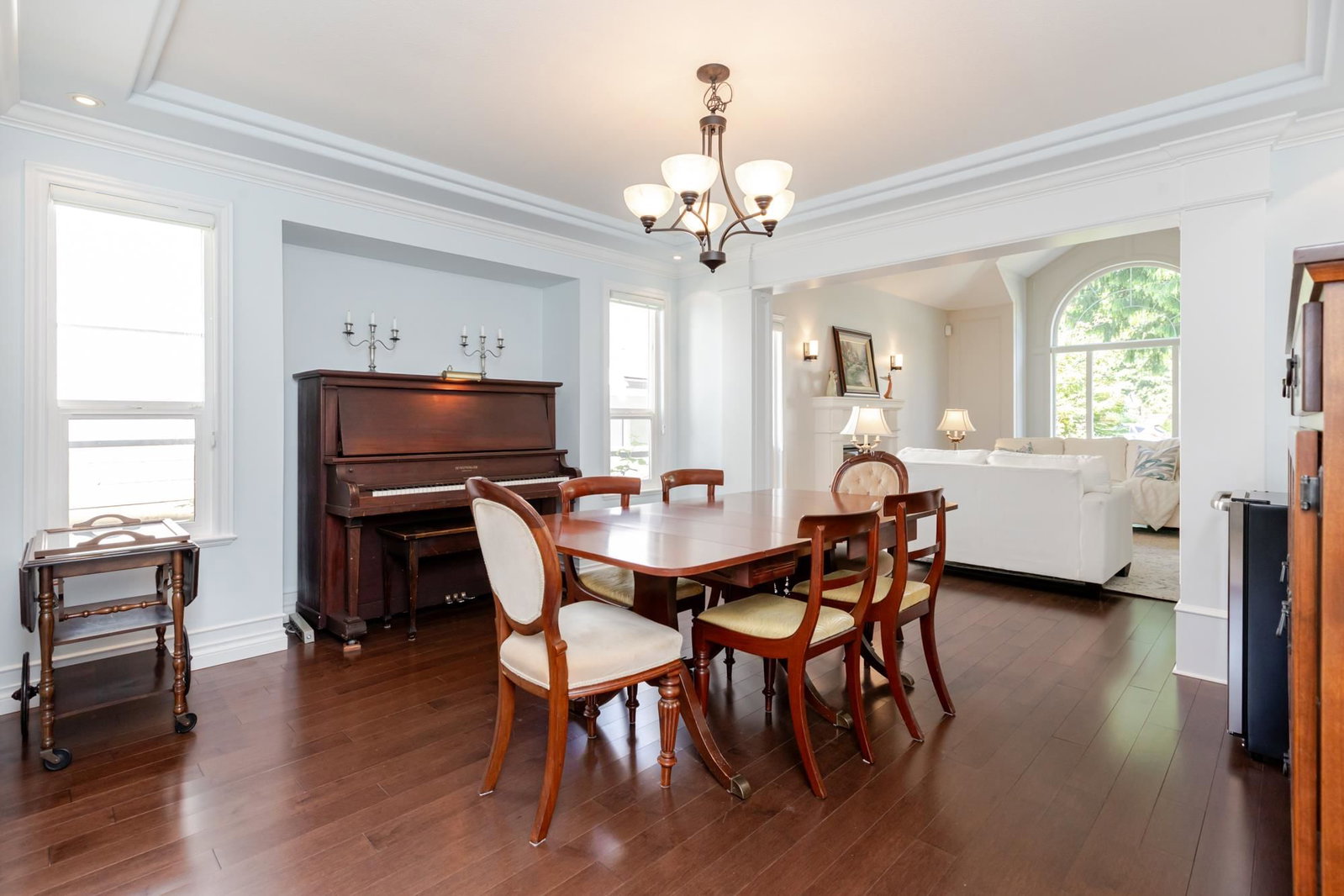 Listing Image 10