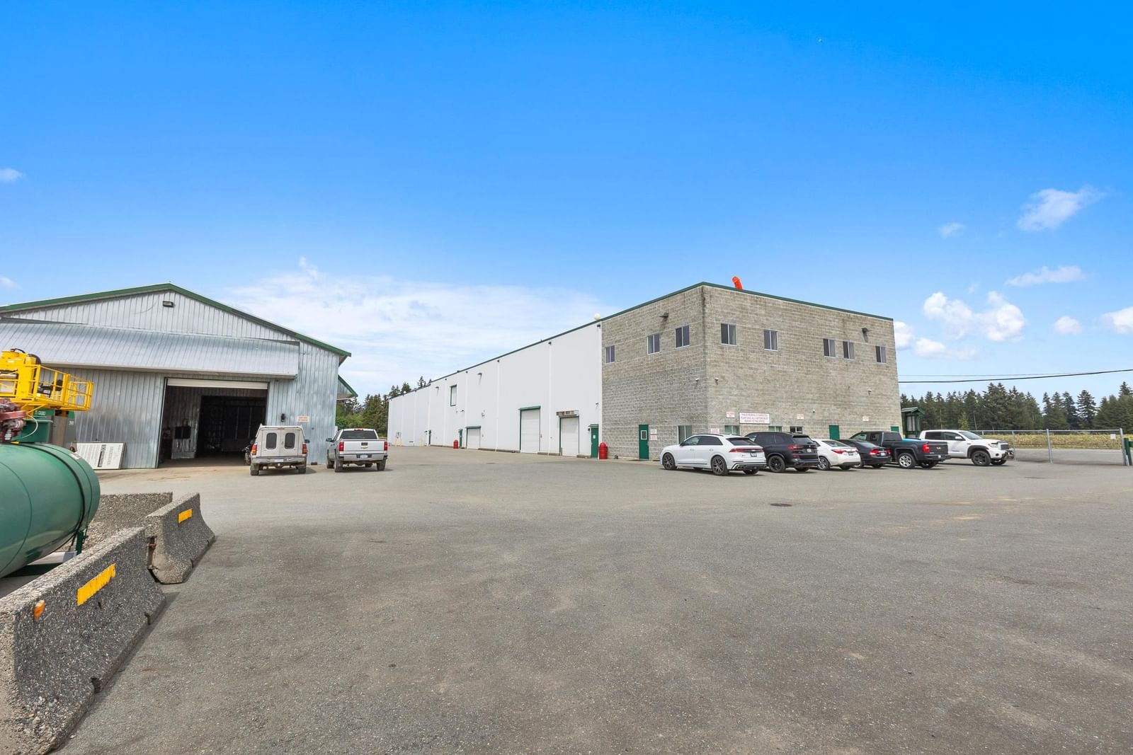 Listing Image 22