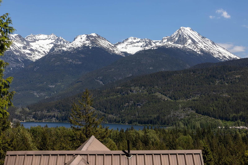 8706 Wedgeview Place, Whistler, V8E 0G1 | Image 2