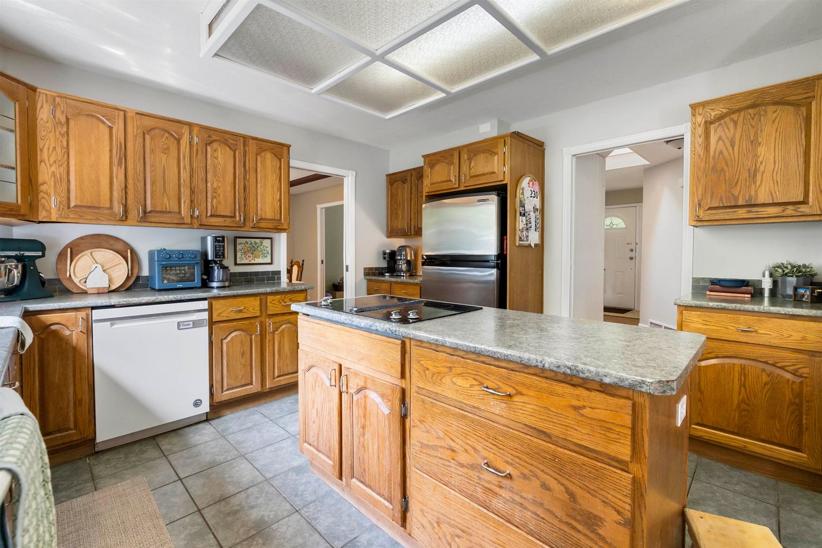 Listing Image 9