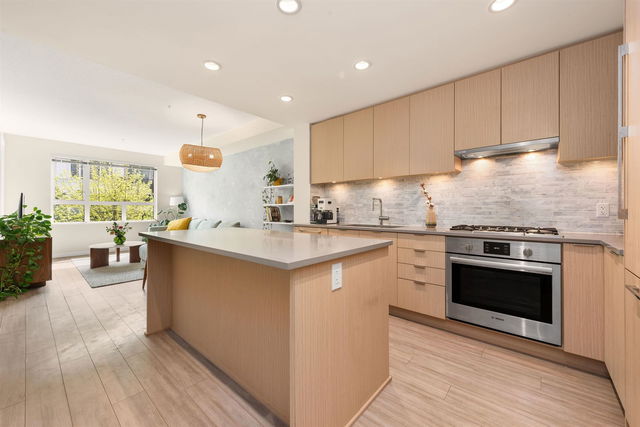 218 - 9233 Odlin Road