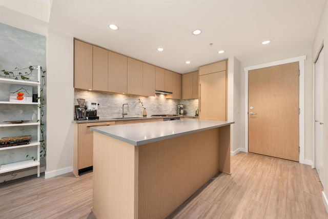 218 - 9233 Odlin Road