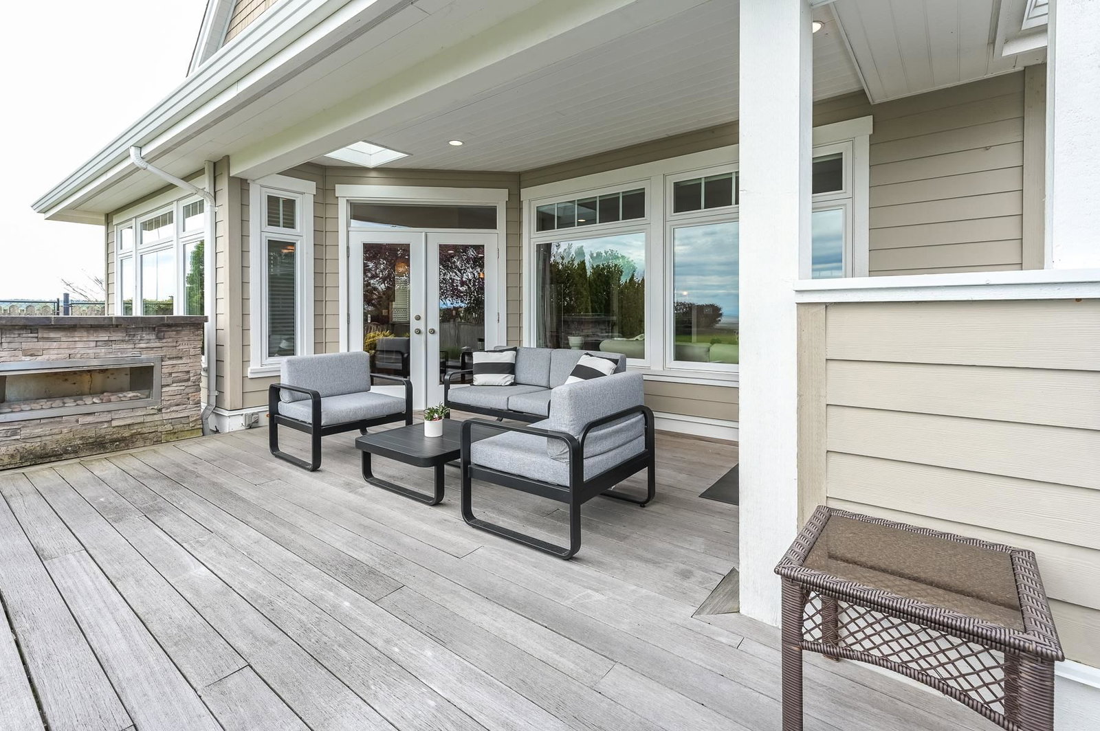 Listing Image 13