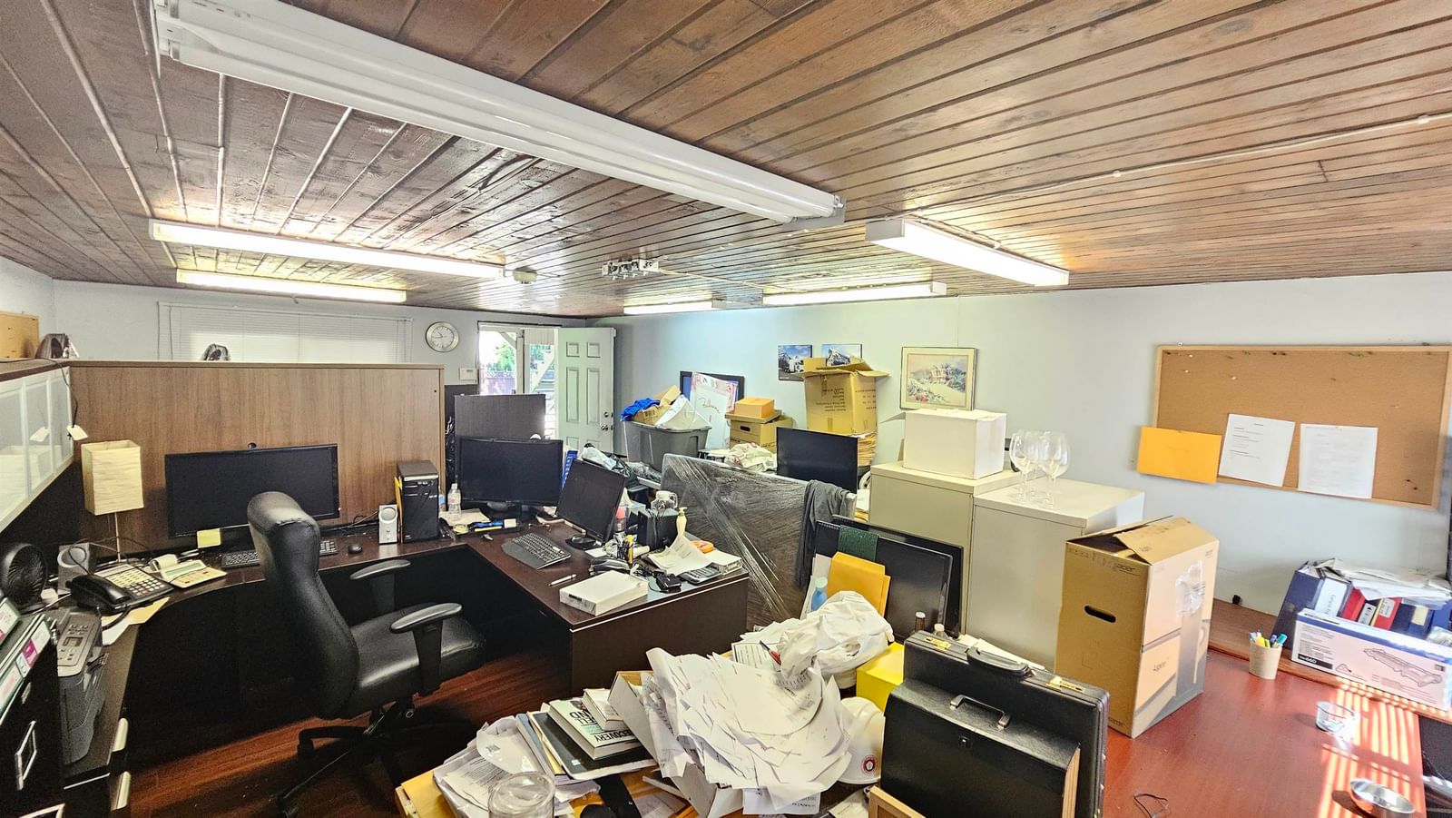 Listing Image 20