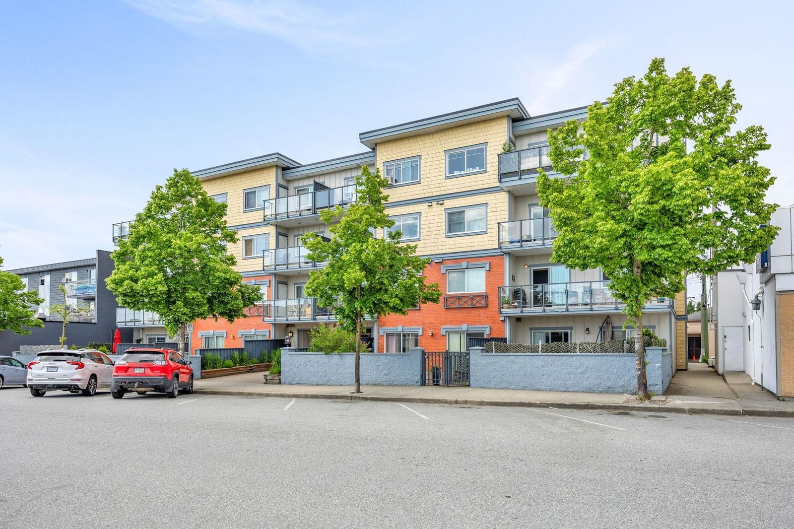 Listing Image 1