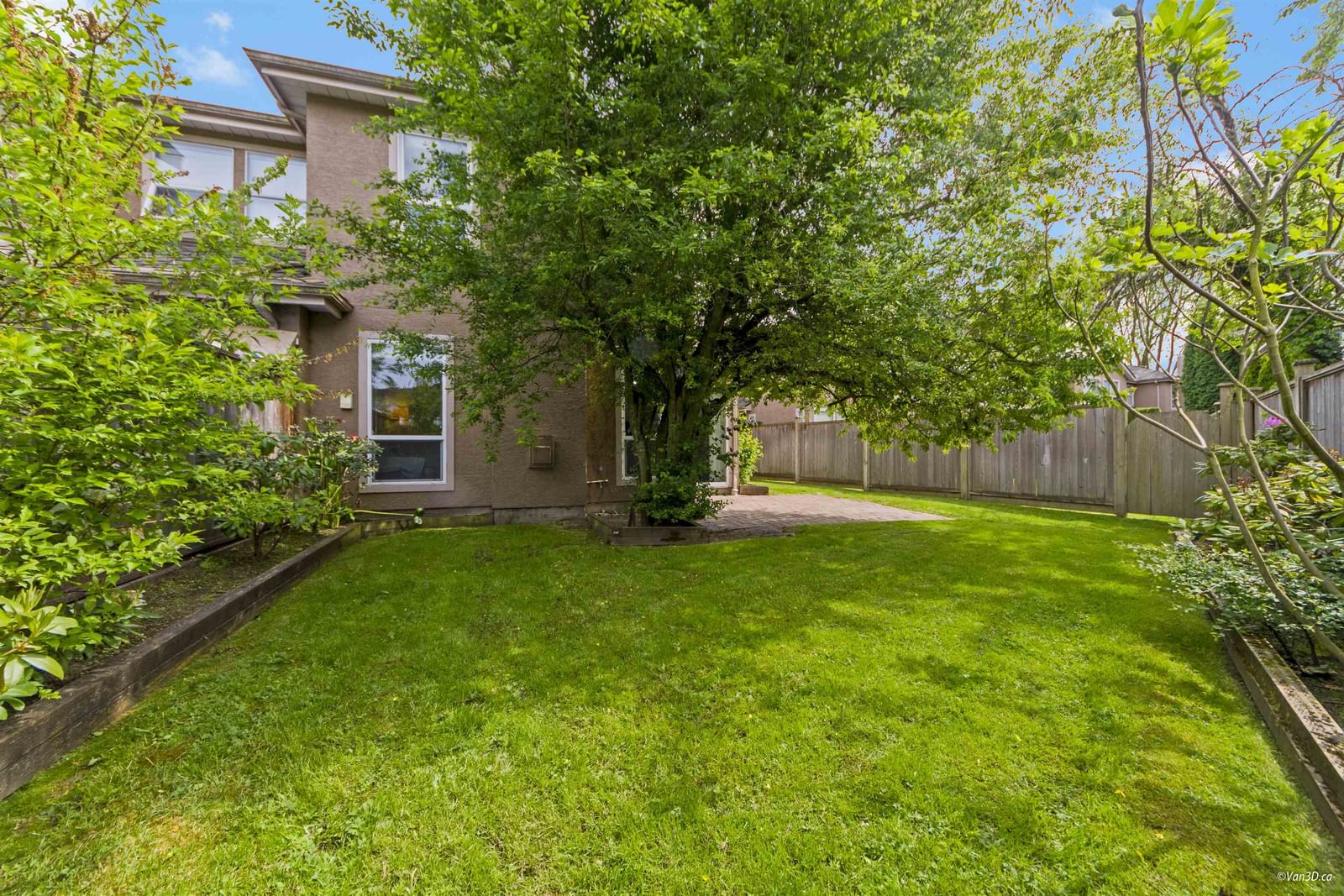 Listing Image 5