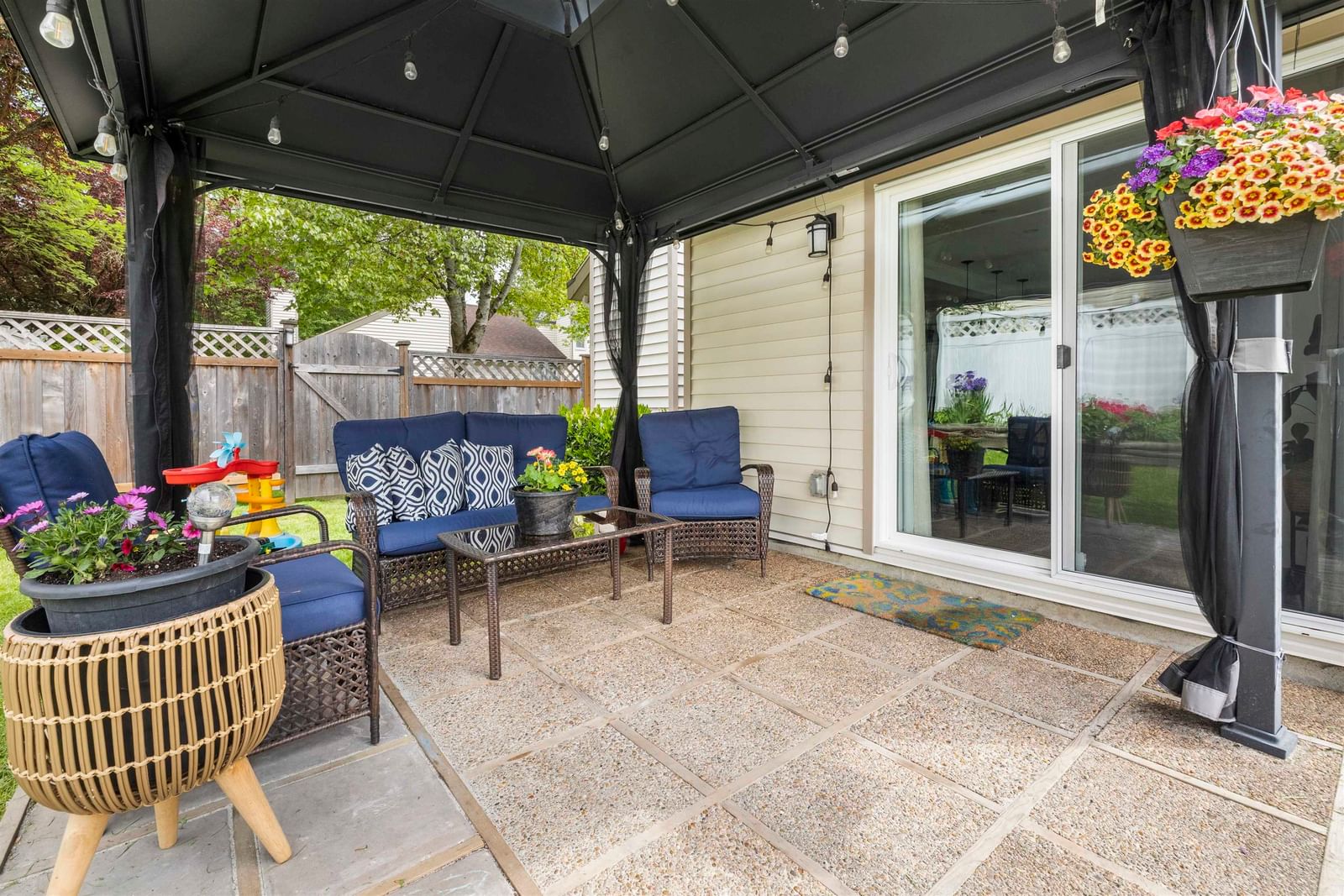 Listing Image 23