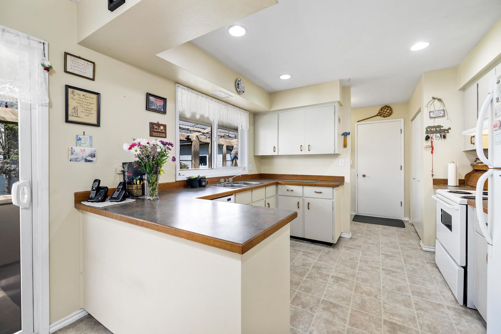 Listing Image 18